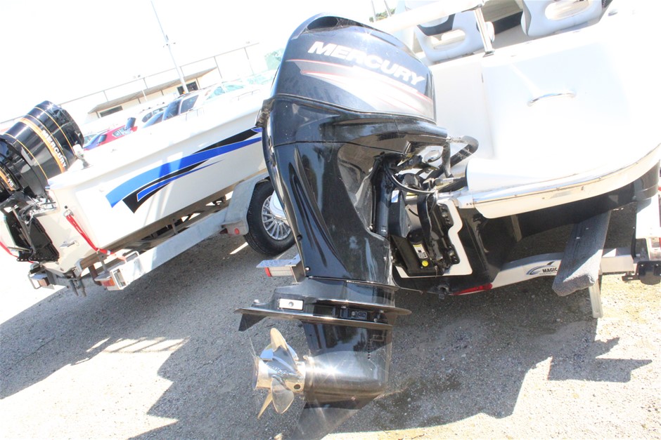 HOTEL GRAND EternaCool Down Alternative Cooling Comforter Blanket, Queen, A