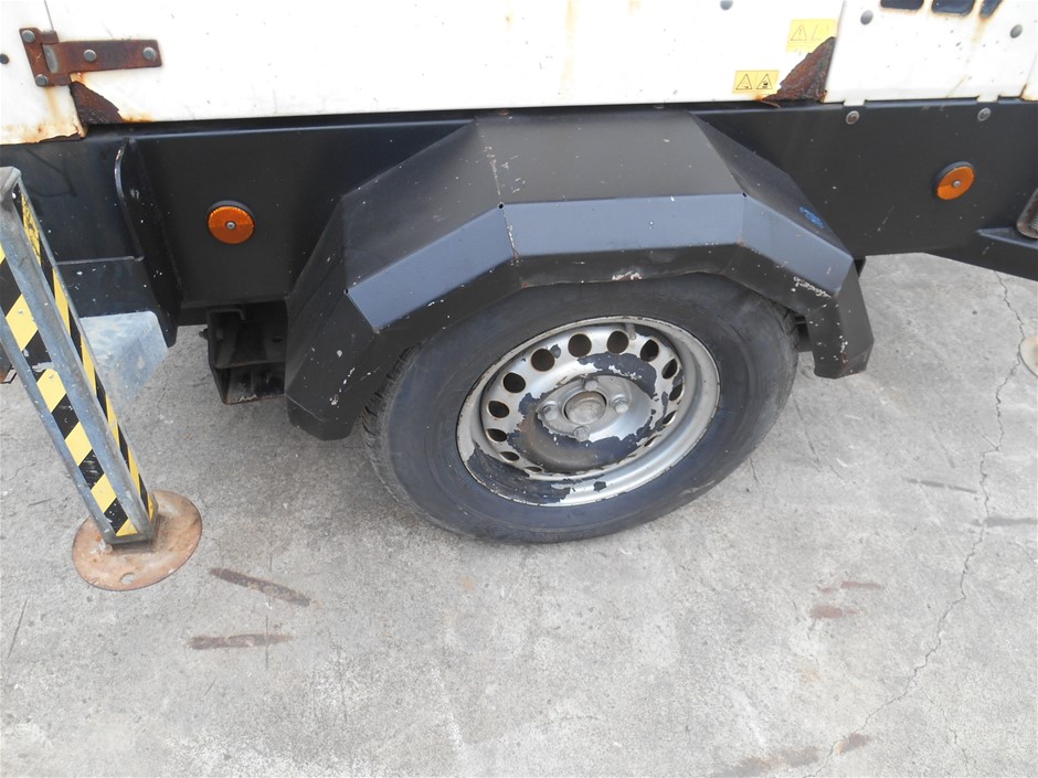 3x Floral Pattern Masks