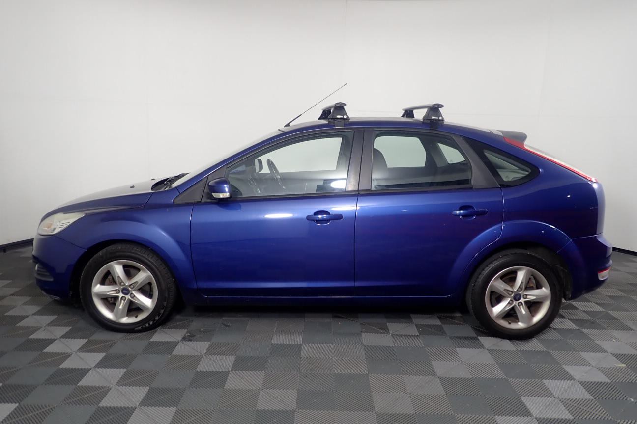 0.07 Carat round 2 white diamond