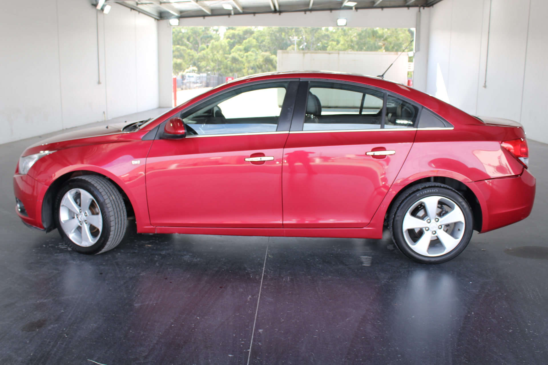 Stainless Steel Unisex Curb Bracelet in Gold (adjustable)