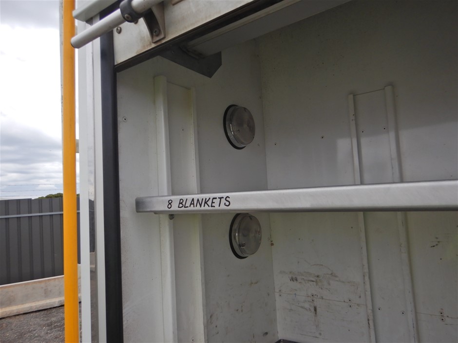 Designer Simulated Diamond Ring (stone from green to champagne) - US Size 7