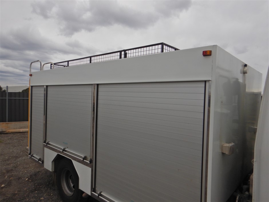 Bradman 5 Dollar Bi Metal Coin on Card of Issue 1996 Issued by RAM