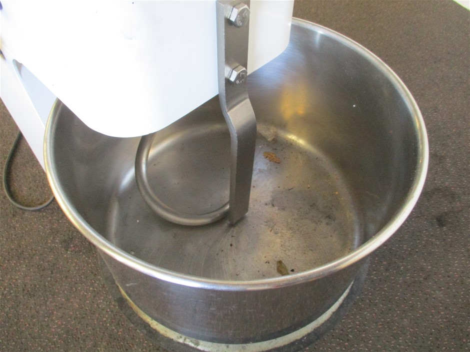 1/100 Scottdale gold bar Unc