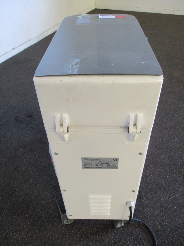 Australia & New Zealand: 1990 $5 ANZAC Proof 2 Coin Set Scarce rare