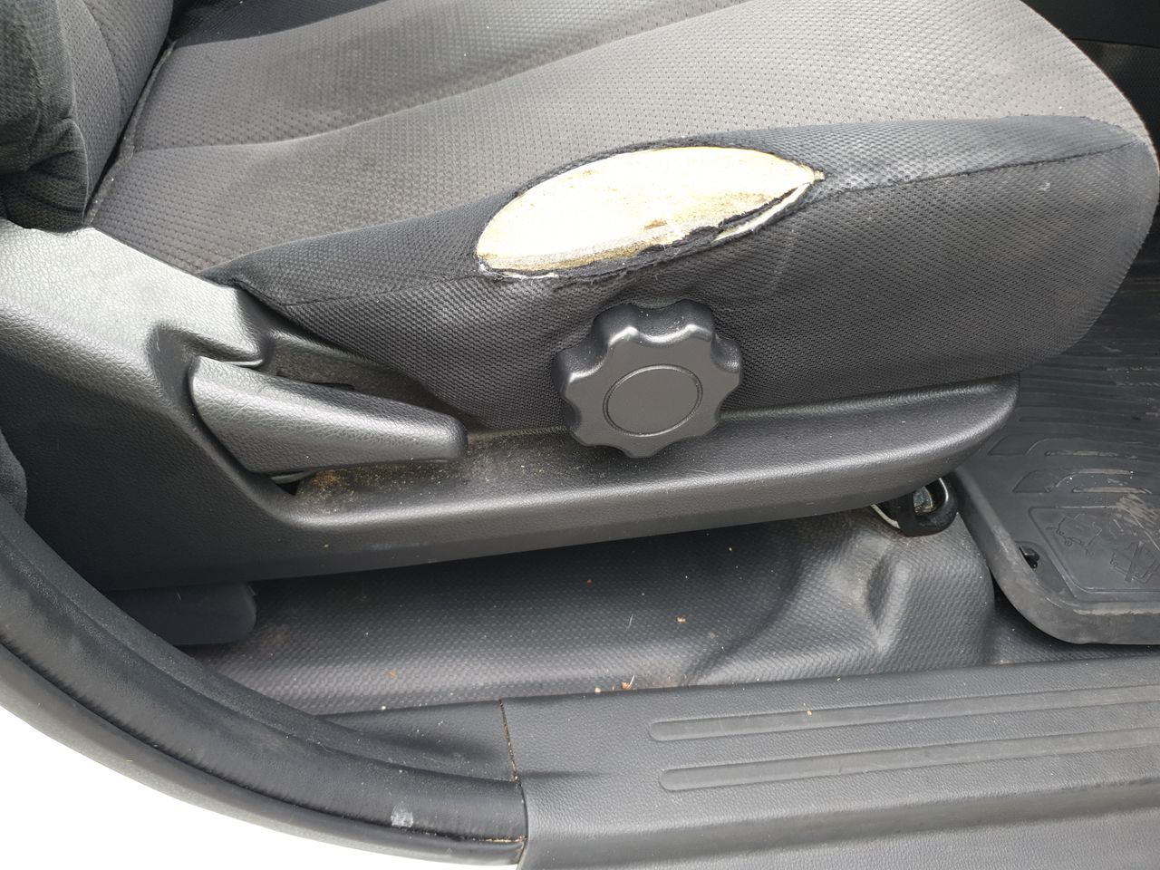 42 x CYGNETT Samsung Tab S8+ & S7+ 12.4" TekView Case. NB: Some Items Are U