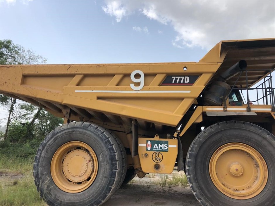 2018 Hino FG 500 4 x 2 Attenuator Truck