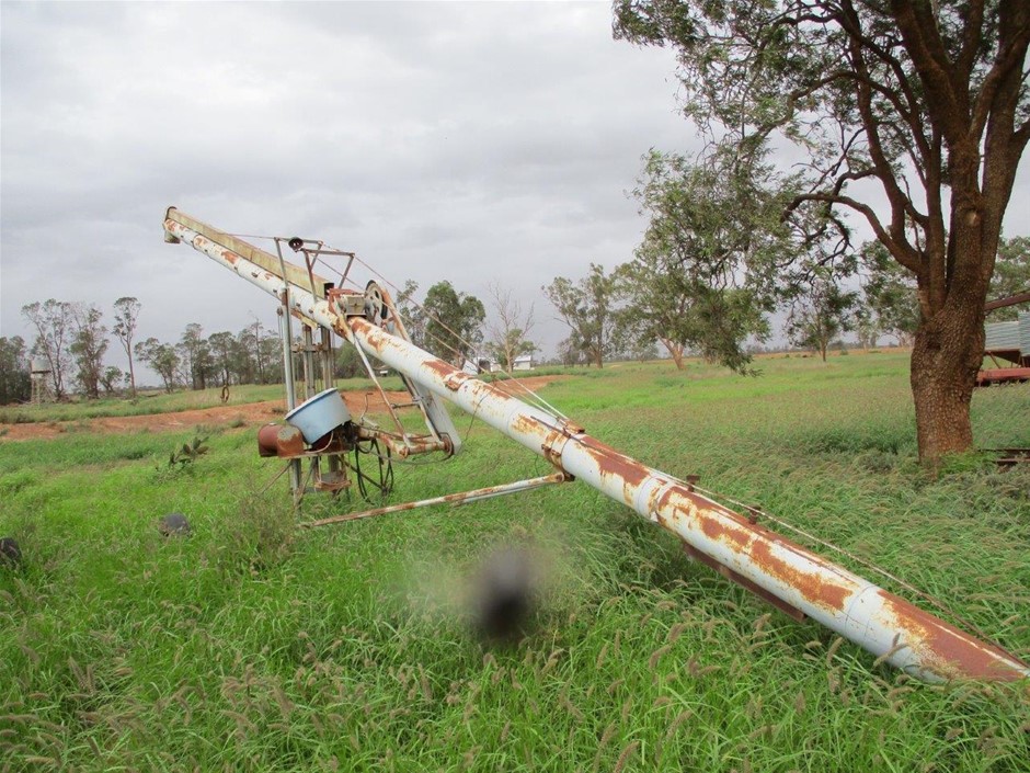 CASIO G-Shock Men's Black Digital Watch with Black Band, DW5600HR-1A.