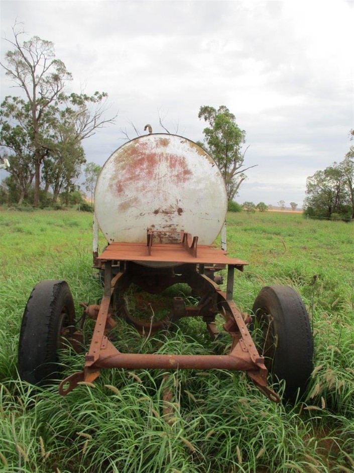 2 x TEACHER CREATED RESOURCES Mini Hand Pointers, Classic Colors, 50pk (206