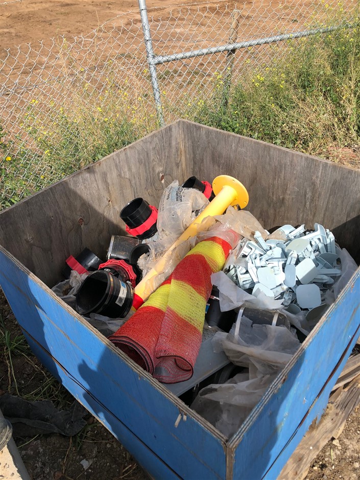 CUISINART 77-11G Chef's Classic Stainless 11-Piece Cookware Set, Silver. NB