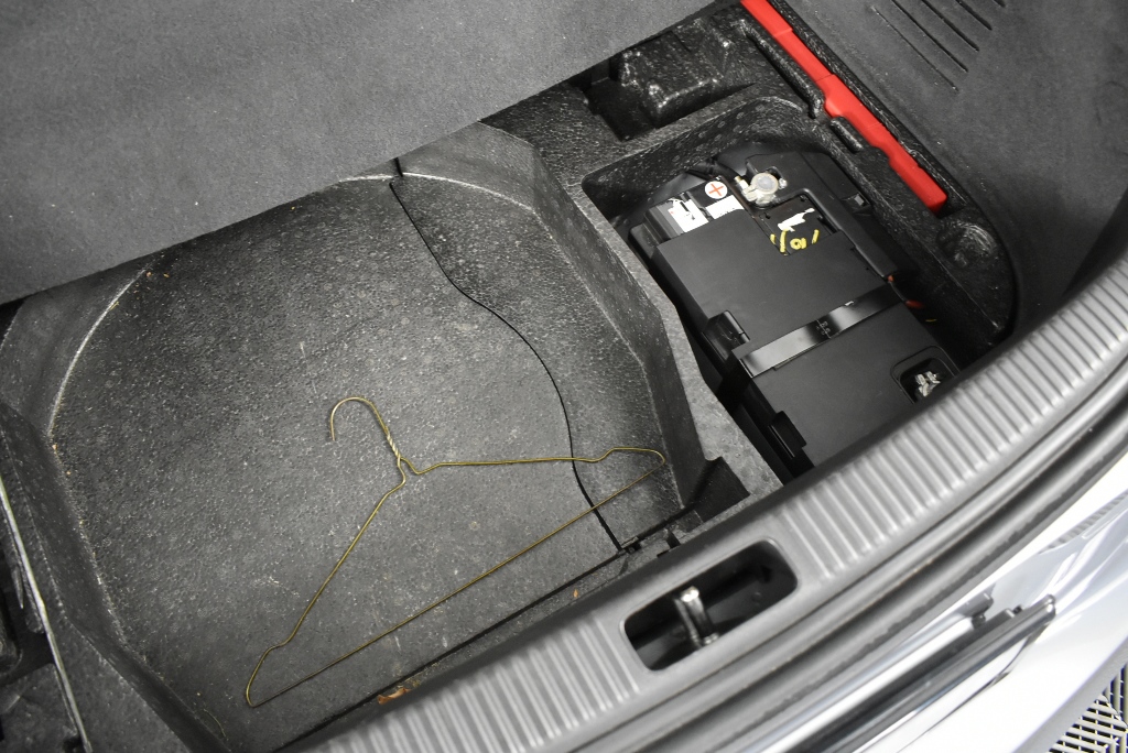 0.12 carat white round 4 diamond