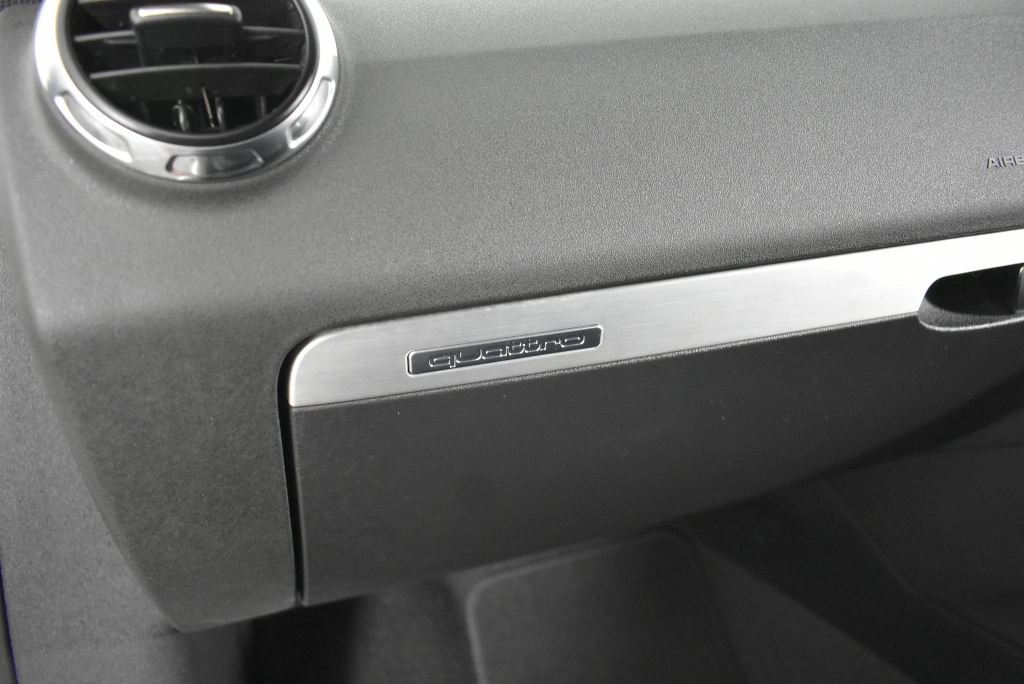 1966 Australia silver 50 cents in box UNC x 2 & 1 Gram Germania Silver bar