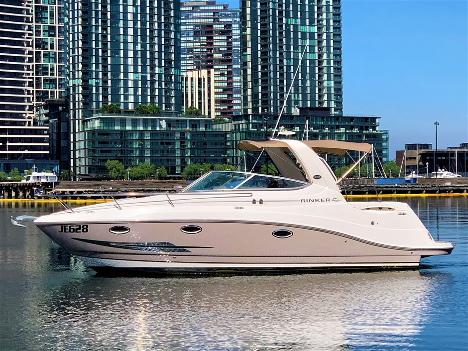 Larry Johnson Signed Jersey - JSA COA