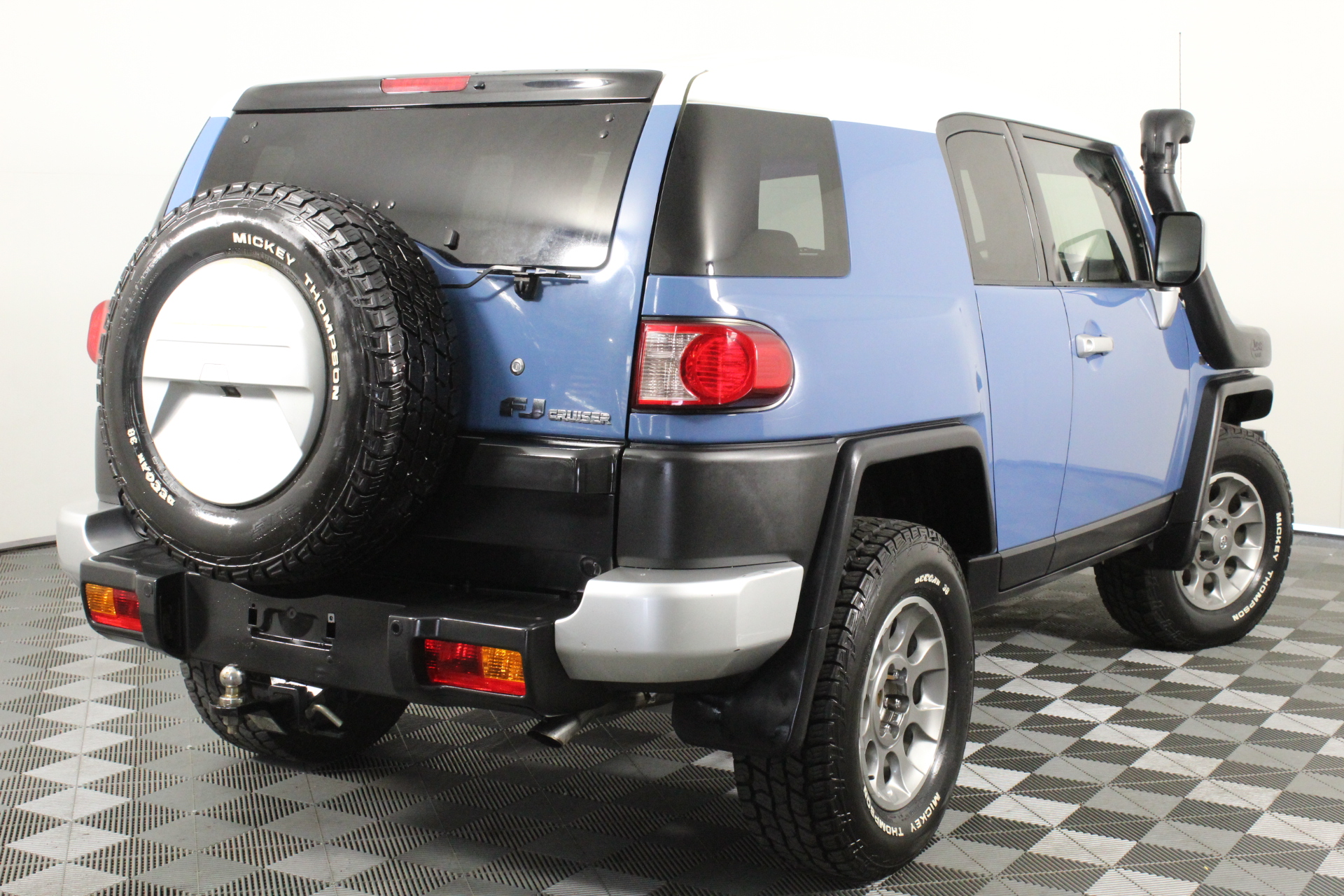 1 OZ 1948-215 FX, The First Holden Coin/token Finished in 999 Fine Silver