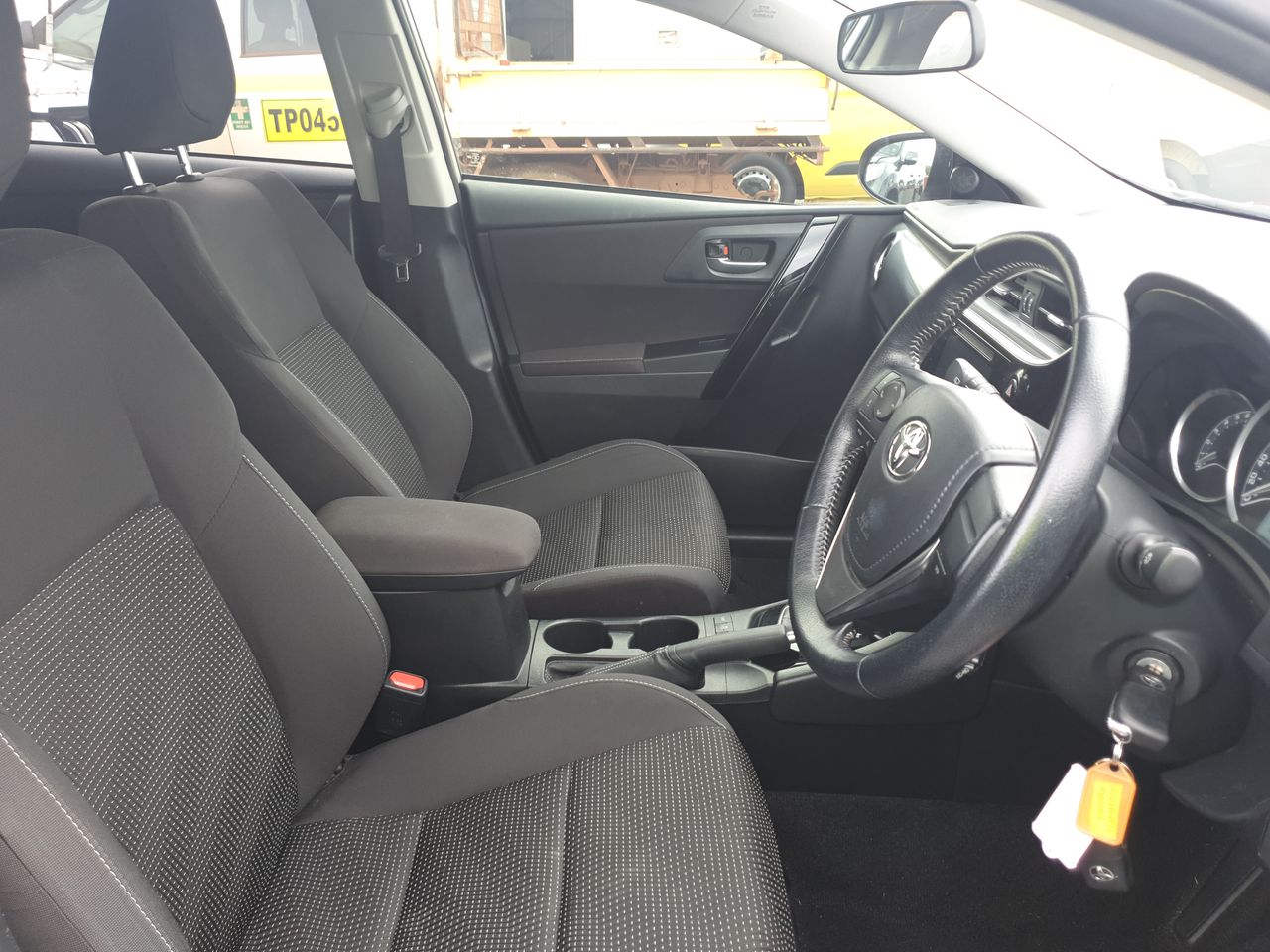 2025 ALIEN Colour Silver Stunner 43 mm Coin C.O.A. LTD 5000