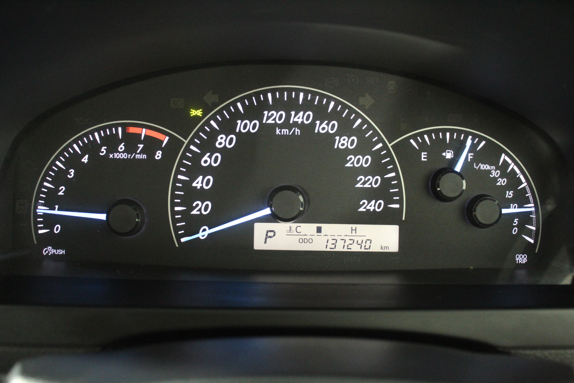 Duchesse De Paris Brut Blanc De Blancs NV (6x 750mL), France.