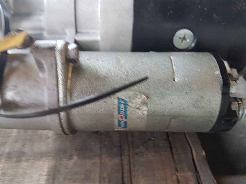 Little Giant Shiraz (6x 750mL).