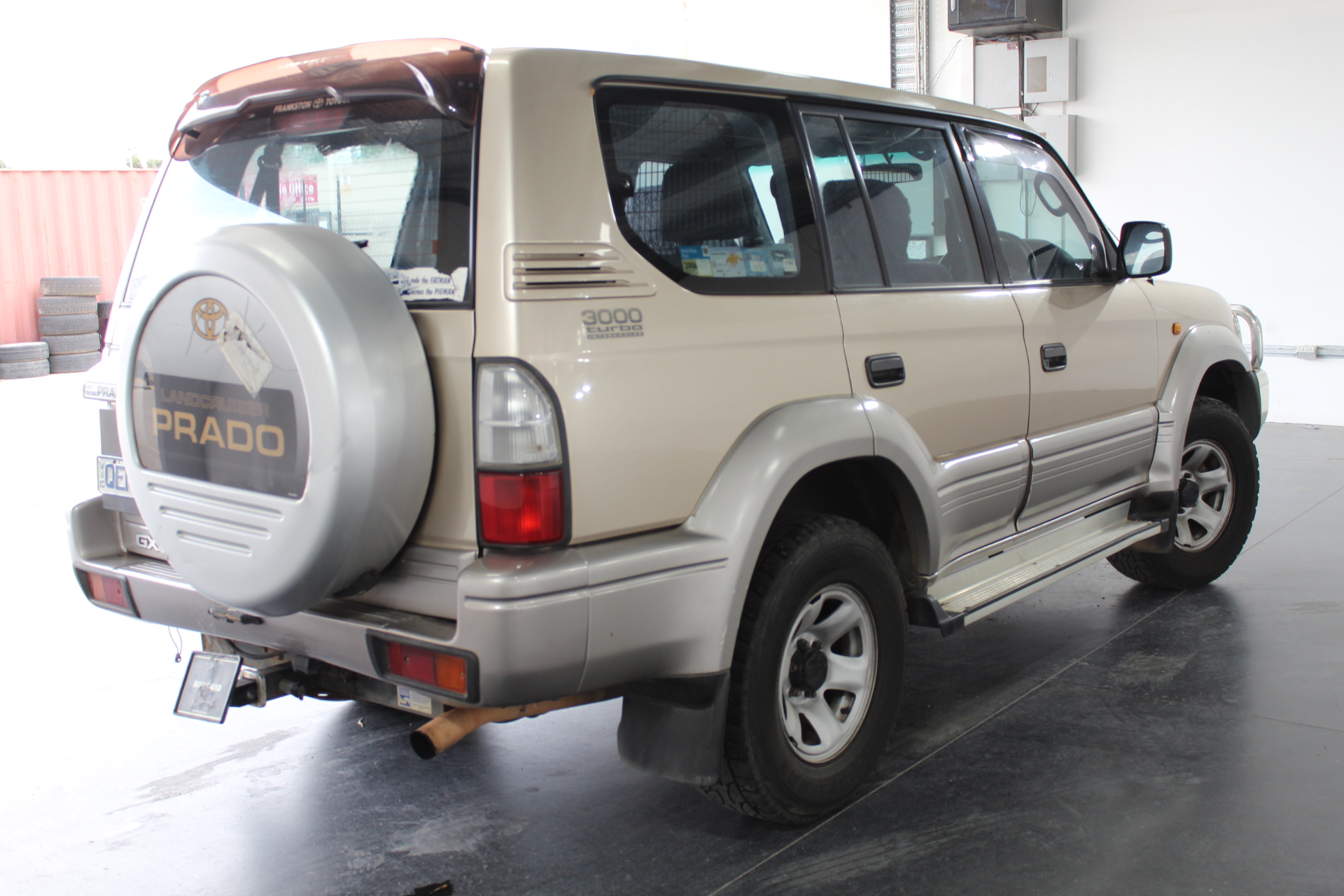 Sacred Hill Shiraz Cabernet (12x 750mL). NSW.