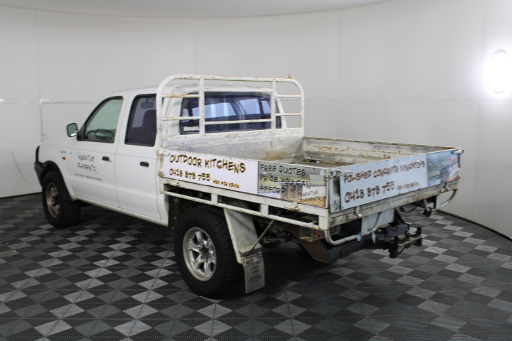 Assorted 10L Tins of Paint