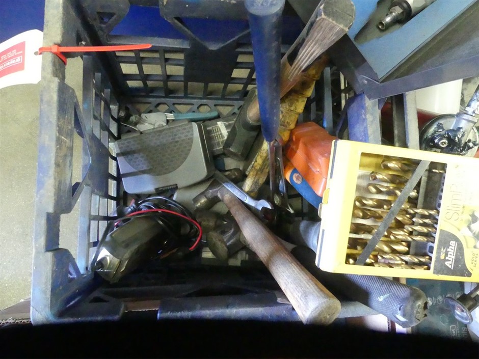 Bradman 5 Dollar Bi Metal Coin on Card of Issue 1996 Issued by RAM