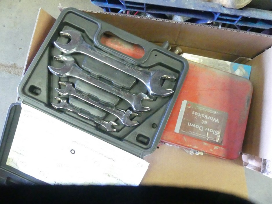 Australia 2021 The Wiggles (Current) 30 Years Scalloped Coloured 30c Coin