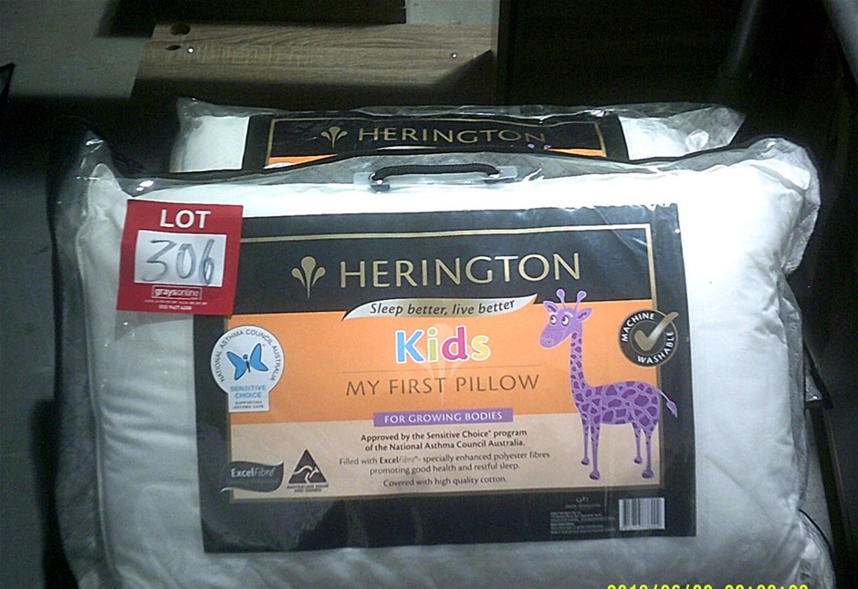 18K Gold-Filled Cuban Style Link Ring with Simulated Diamonds - Size 7