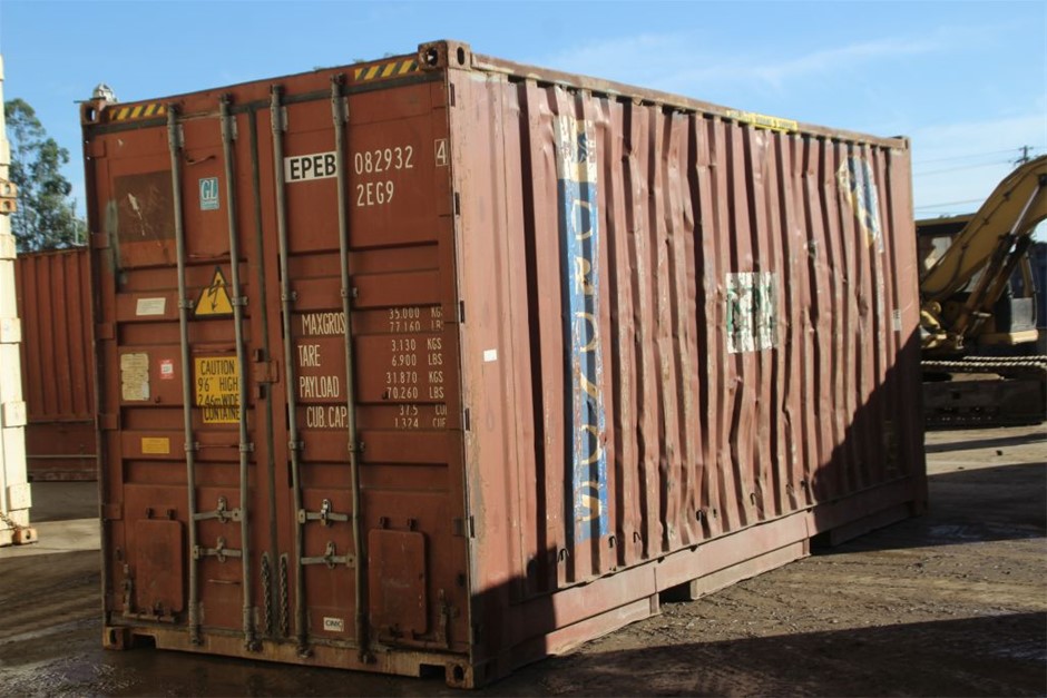 Men's 8mm Garnet & Golden Rhinestone Beaded Gemstone Bracelet
