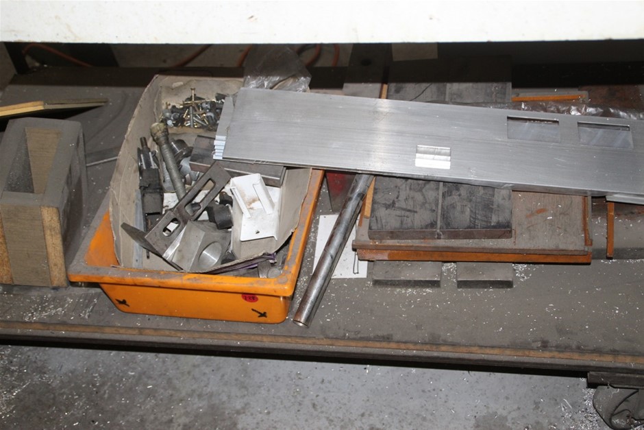 Quantity of 4 20.5-25 Earthmoving Tyres ( Unused)