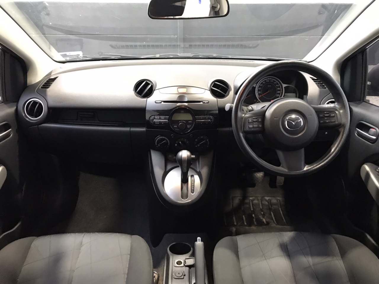 Designer Blue Green Love Heart Necklace & Earring Set in Silver