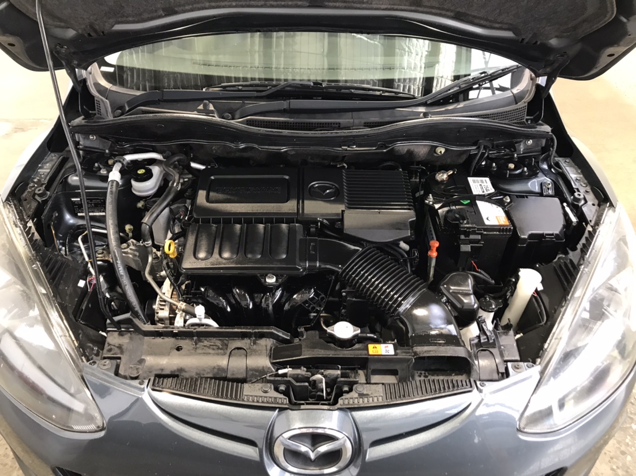 Designer Violet Love Heart Necklace & Earring Set in Silver