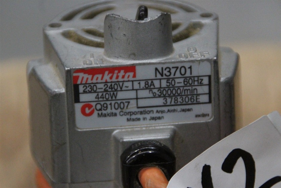 HANGING ROCK WINERY Shiraz 2000 (1x 1.5L), Heathcote. 5* Prov