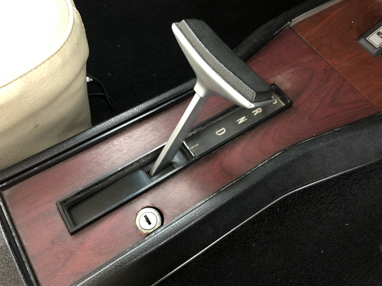 Vial full of Gold Leaf/Flake