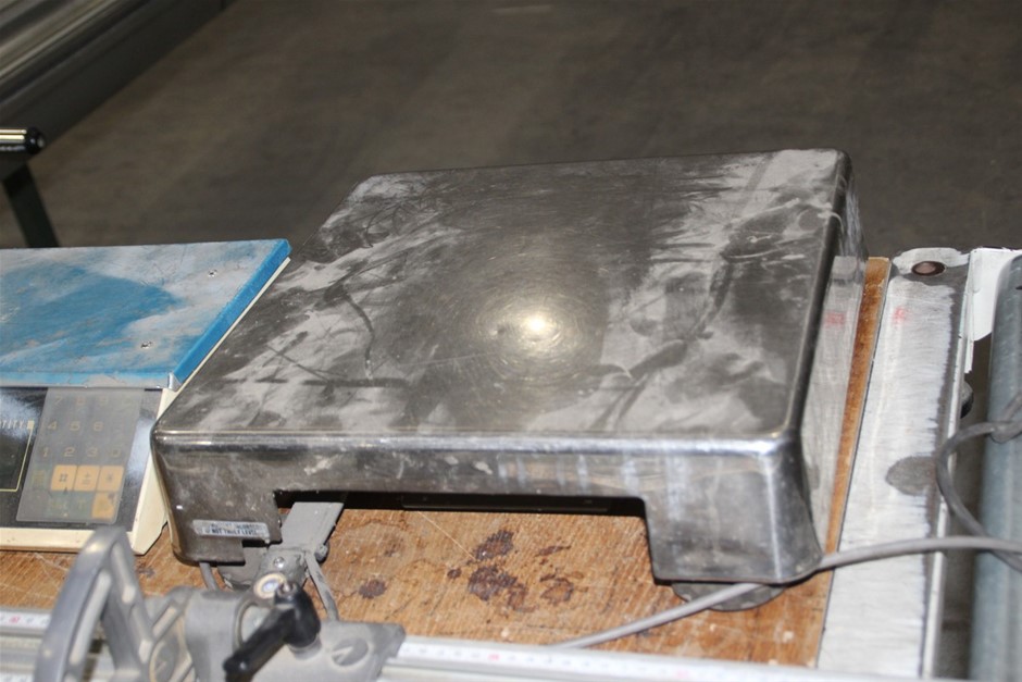 0.69 carat blue/red/yellow/white diamond bulk