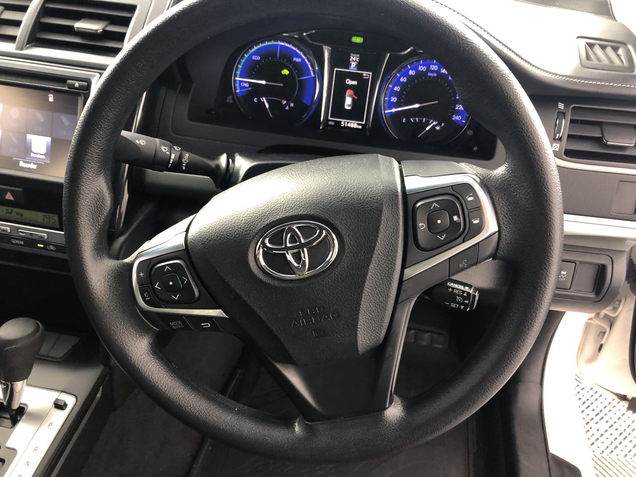 1/100 Scottdale gold bar x 2, 1 Gram Valcumbi bar x 2 & 1g Silver Bar x 2