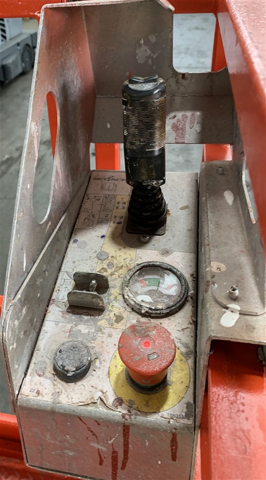 Tread Softly (Moderate Alcohol) Pinot Grigio  (12x 375mL) Current Vintage R