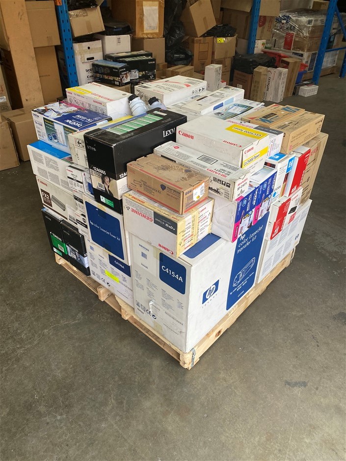 INFINITY X1 Dual Power 5000 Lumens Flashlight, Rechargeable. NB: Minor use,