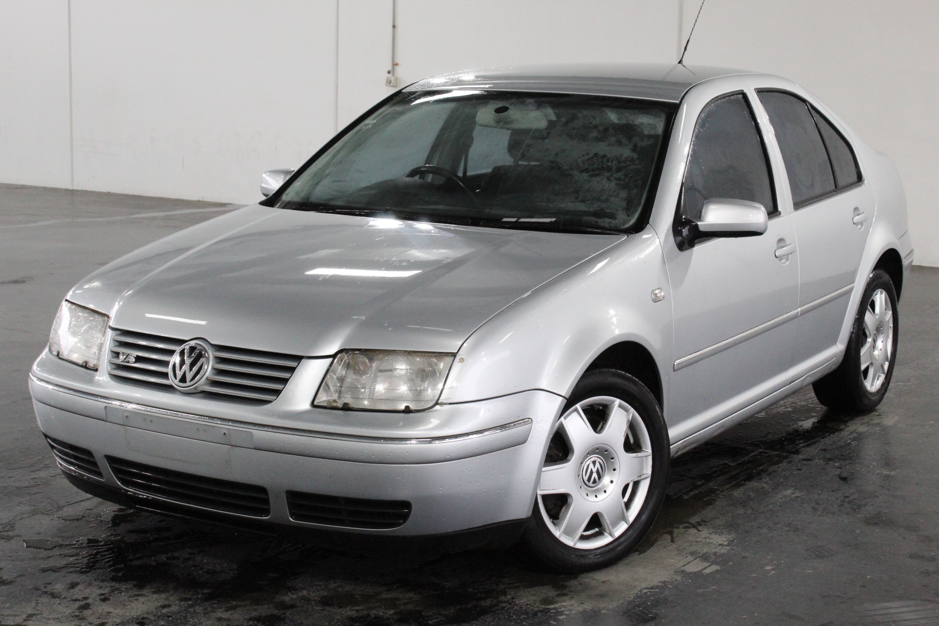 2 x VITAFRESH Cling Wrap, 600m x 33cm. N.B. Damaged packaging & 2 x ezy-cut