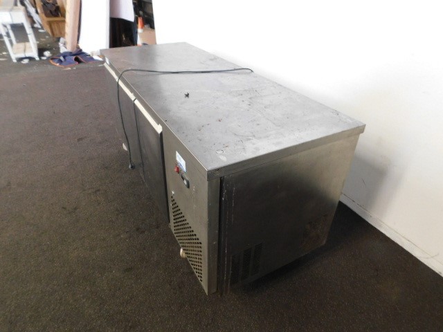 3.35ct Seventeen Stones Round Dia. Yellow/VS-SI Ring 18K White Gold