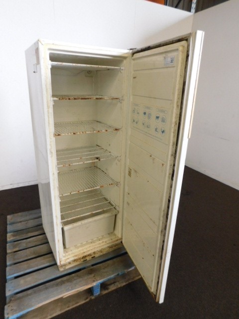 Crown LS10 Walkie Stacker