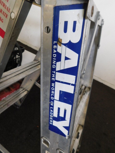 Crocs Women's Classic Platform Lined Clog, White, US W6