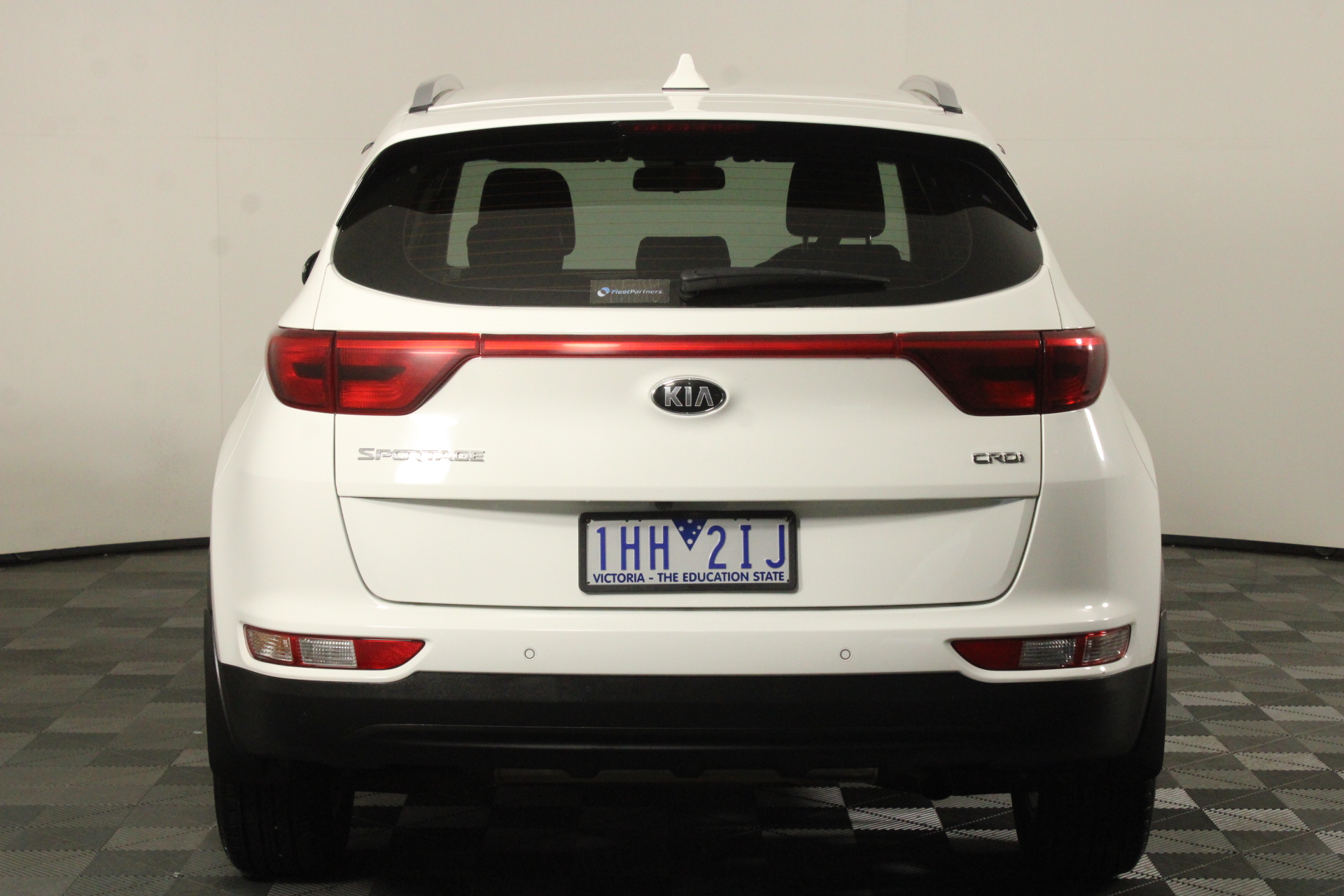 9K Yellow Gold 0.10ct HI I1 DIAMOND BEZEL PENDANT