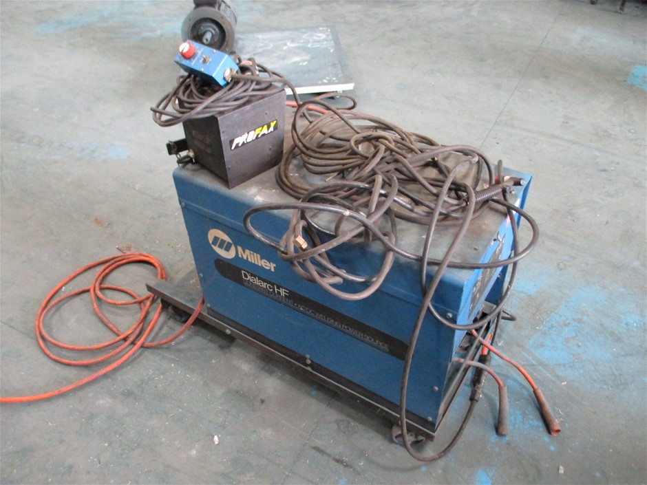 9K Yellow Gold BAR RING