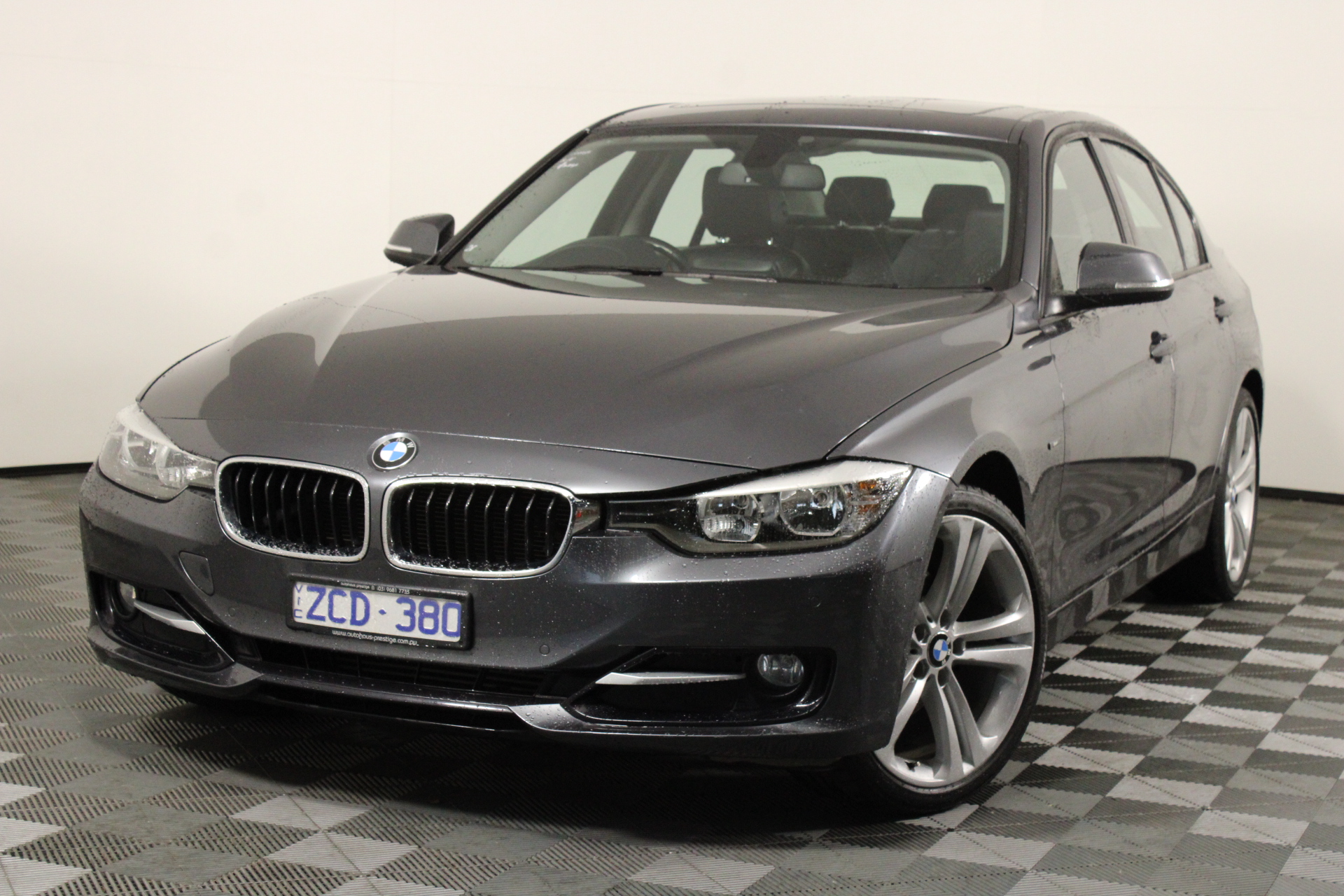 9K Yellow Gold F/W PEARL 8mm STUD EARRINGS