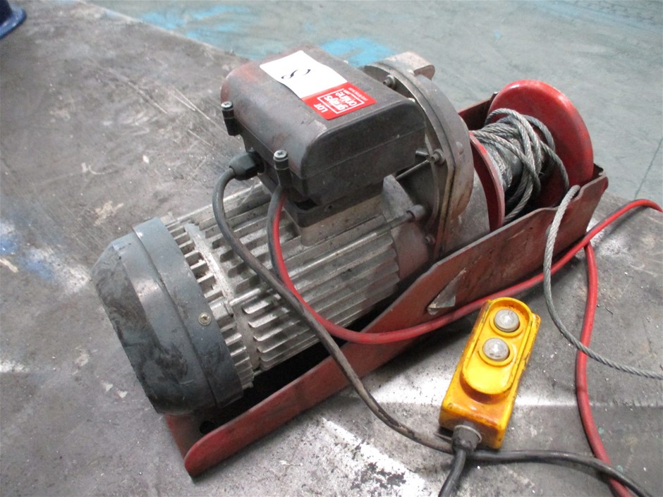 9K YELLOW GOLD TURQUOISE HEART NECKLACE 41-43cm