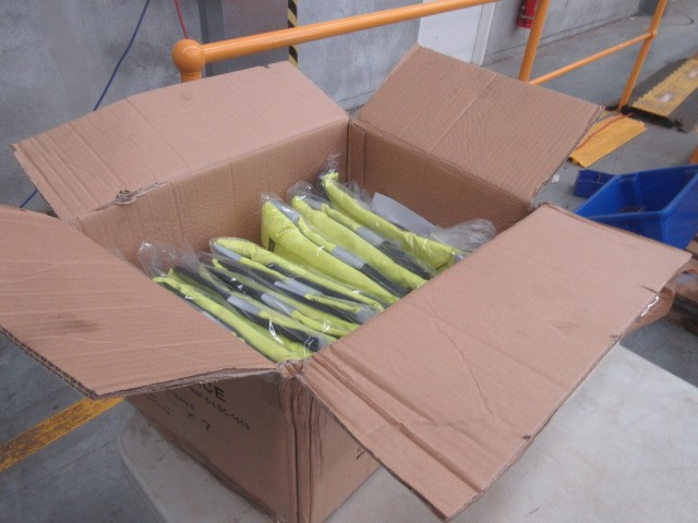 5 Carat round 5 white diamond each CVD Uncertified