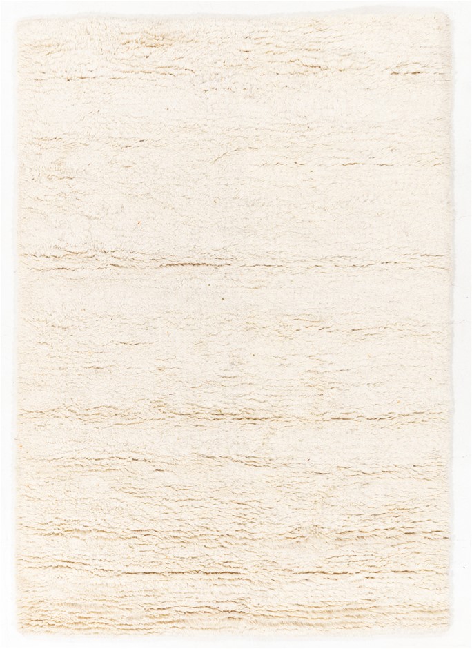 Assorted Kitchen Products, inc. CALPHALON & OVERANDBACK, And More. NB: Not