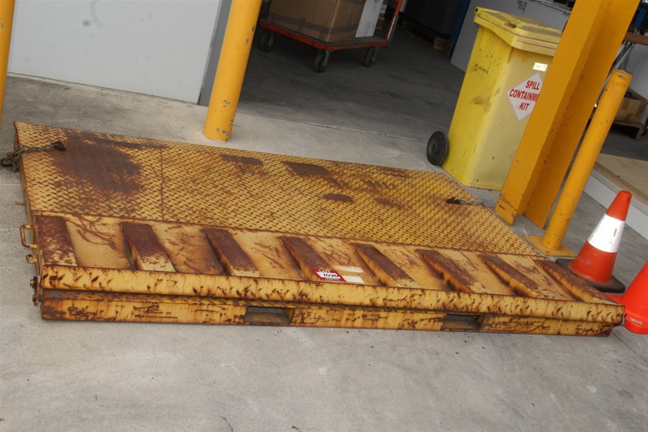 Little Giant Buttery Chardonnay (6x 750mL), Adelaide Hills.