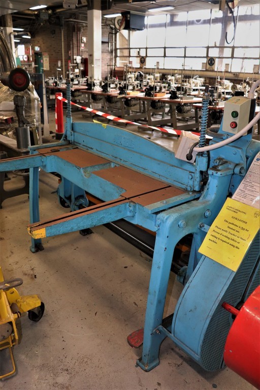 Bose SoundTouch 20 Wi-Fi Music System and Bose 410376 Solo TV Sound System