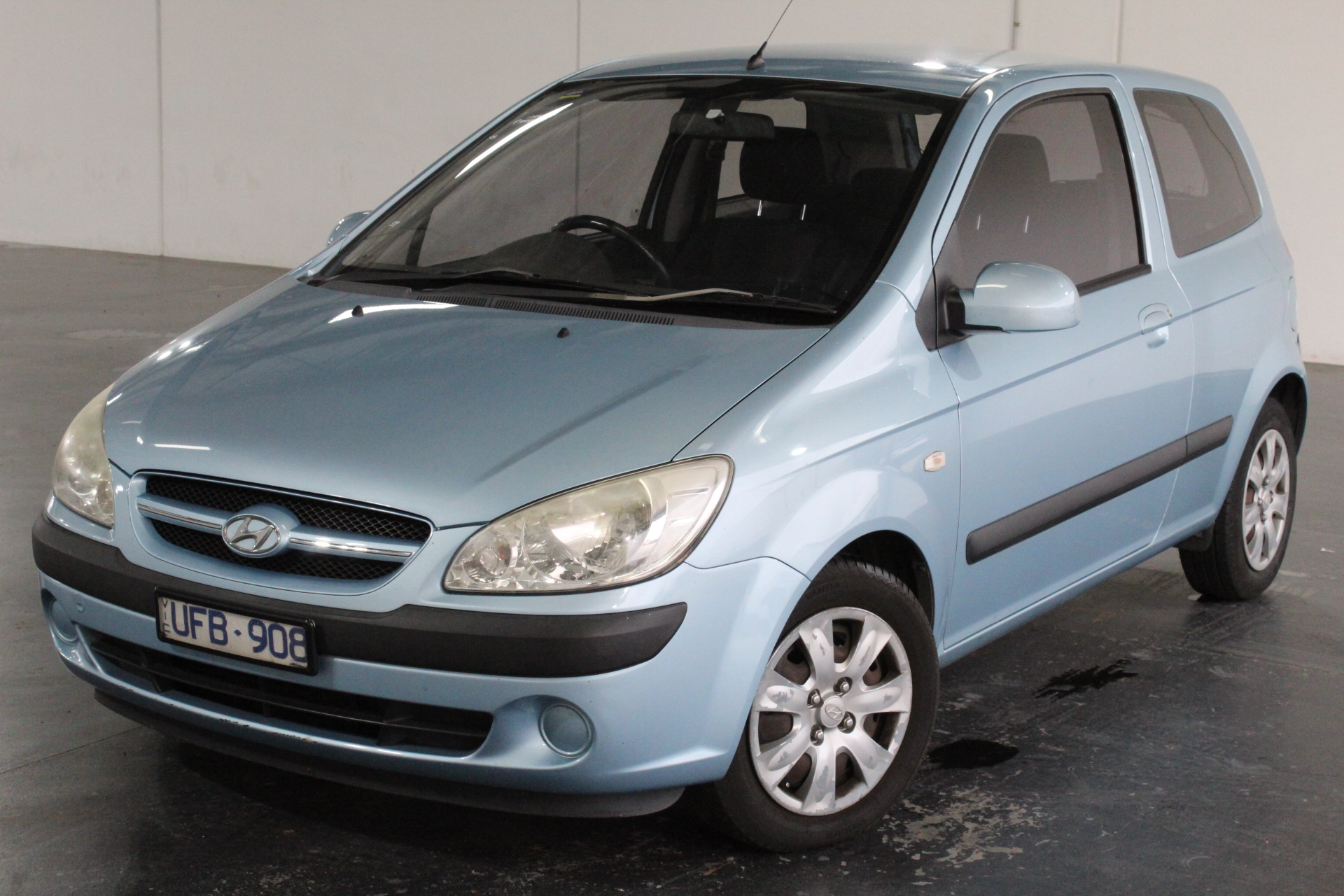 CALVIN KLEIN Women's Straight Jean, Size 2/26, 99% Cotton, Light Blue/Mills