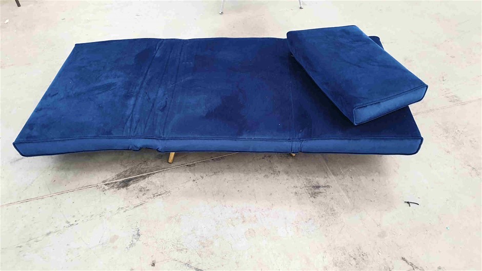 SENNHEISER Momentum 4 Special Edition Headphones, Black with Metallic Coppe