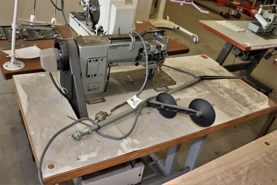 GLORY Adult Posture Corrector, Grey/Green